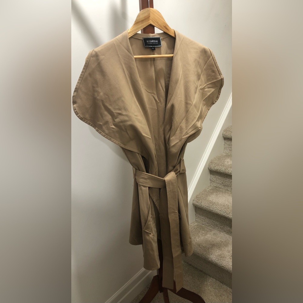 Le Chateau Sleeveless Trench Coat